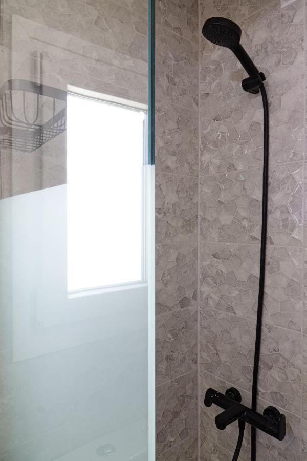 Cozy Studio In Koukaki Athens By Zain Buitenkant foto